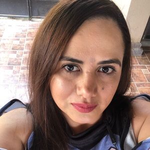 Meet your Posher, Ana